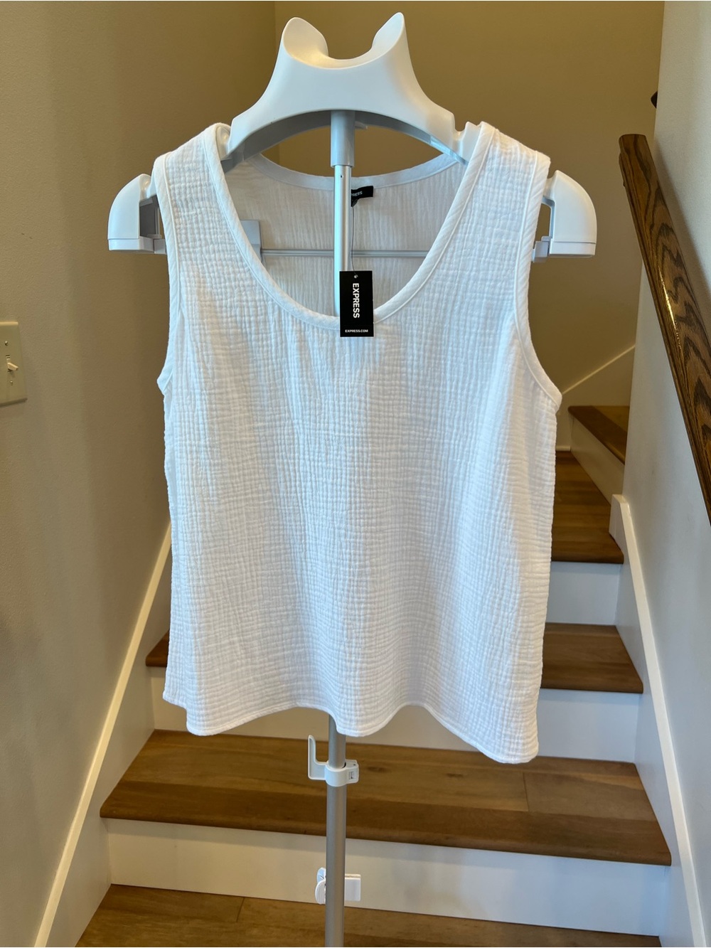 Express White Scoop Neck Textured Tank